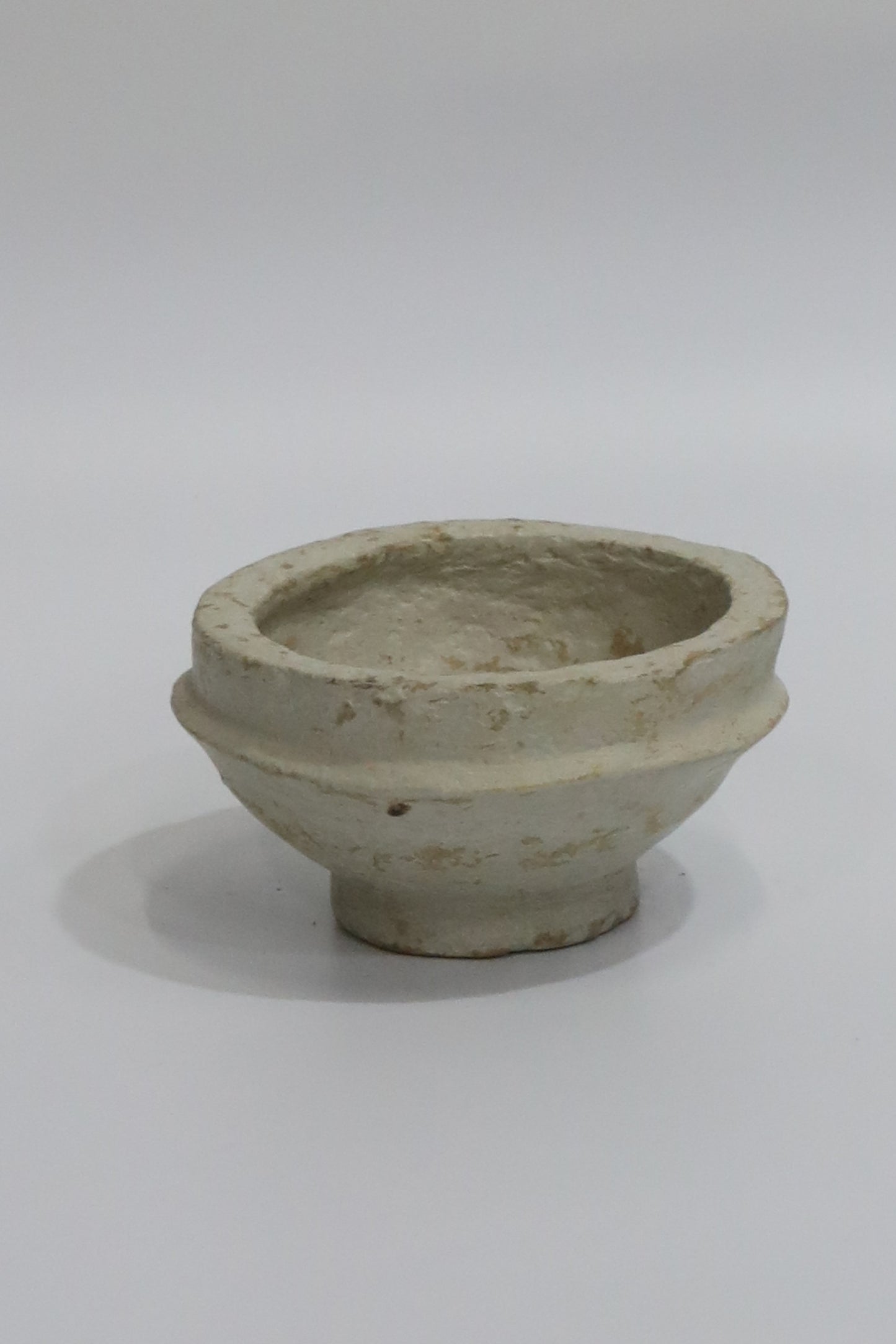 Ardha Papier Mache Pot